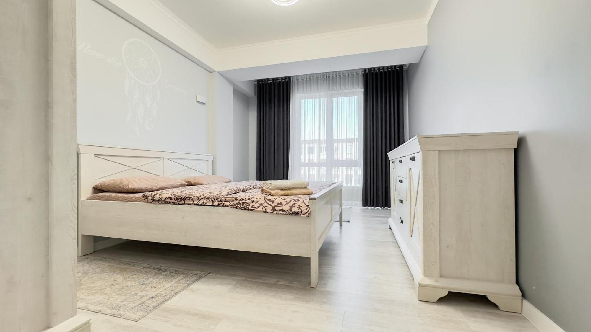 Tourist Grand Ismail Apartments Chişinau Exteriör bild
